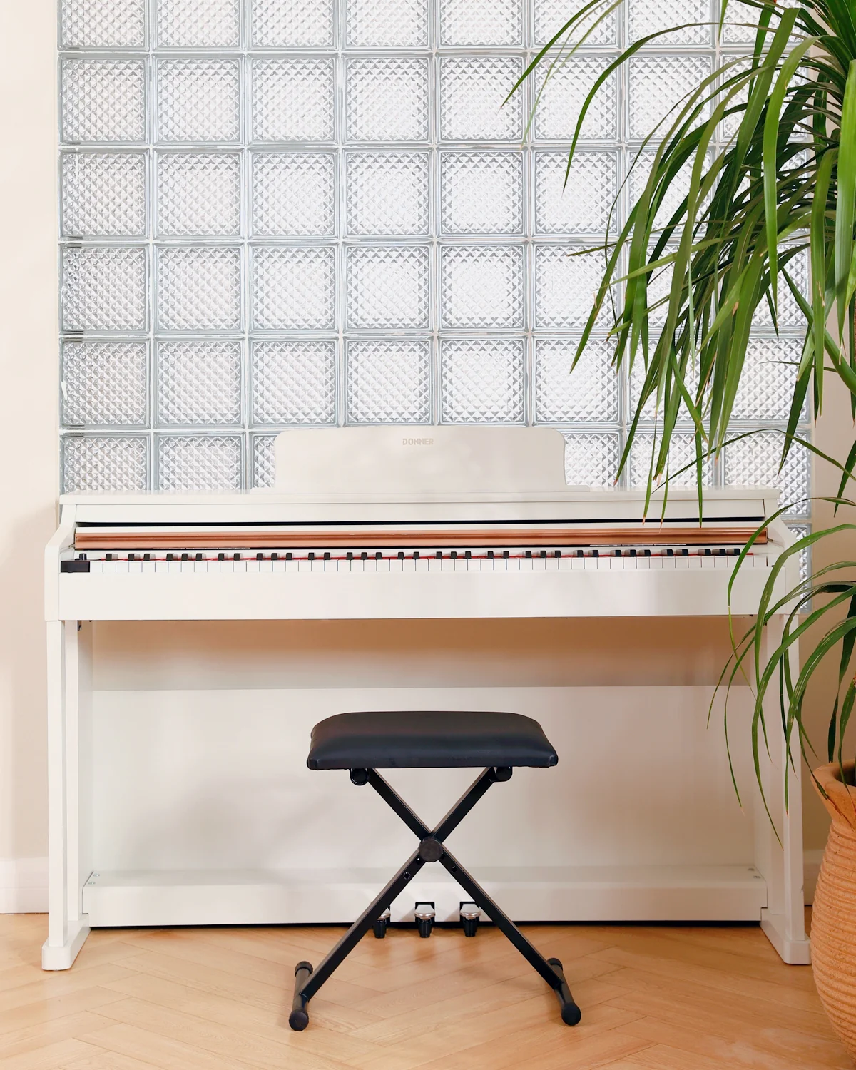 Donner DDP-100 Weighted Digital Piano - Image 25