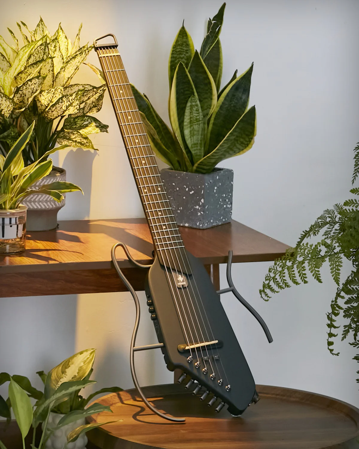 Donner HUSH™ I Acoustic-Electric Travel Guitar - Image 15