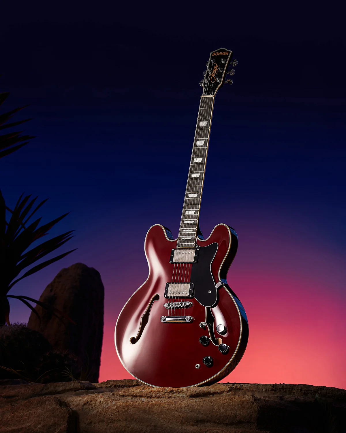 Donner DJP-1000 Electric Jazz Guitar - Image 11